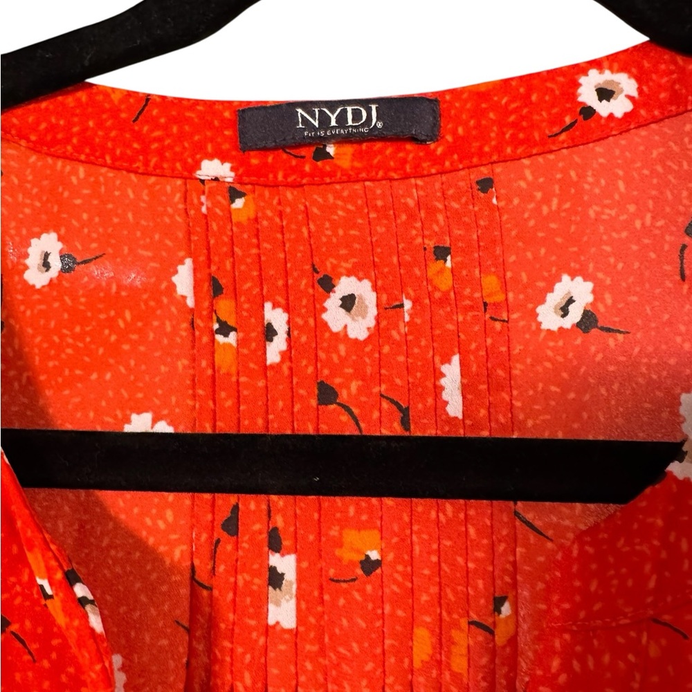 NYDJ Red/Orange Sleeveless Blouse with Mandarin‎ Collar - Picture 2 of 4